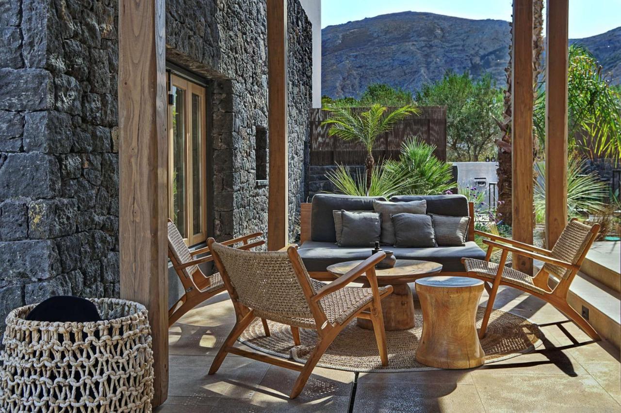 Radisson Blu Zaffron Resort, Santorini (Adults Only) Kamári 외부 사진