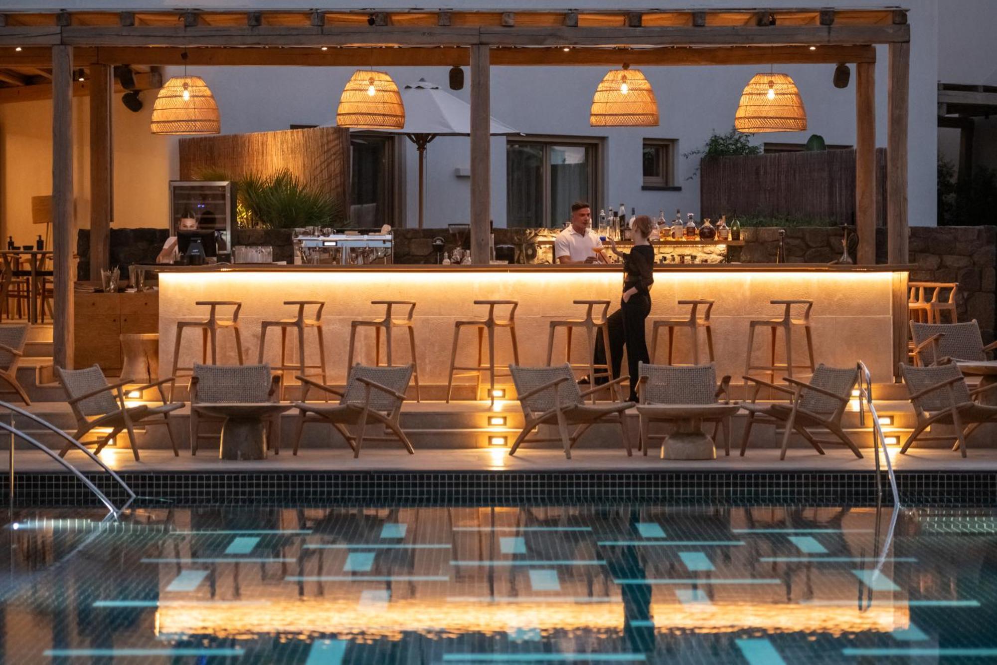 Radisson Blu Zaffron Resort, Santorini (Adults Only) Kamári 외부 사진