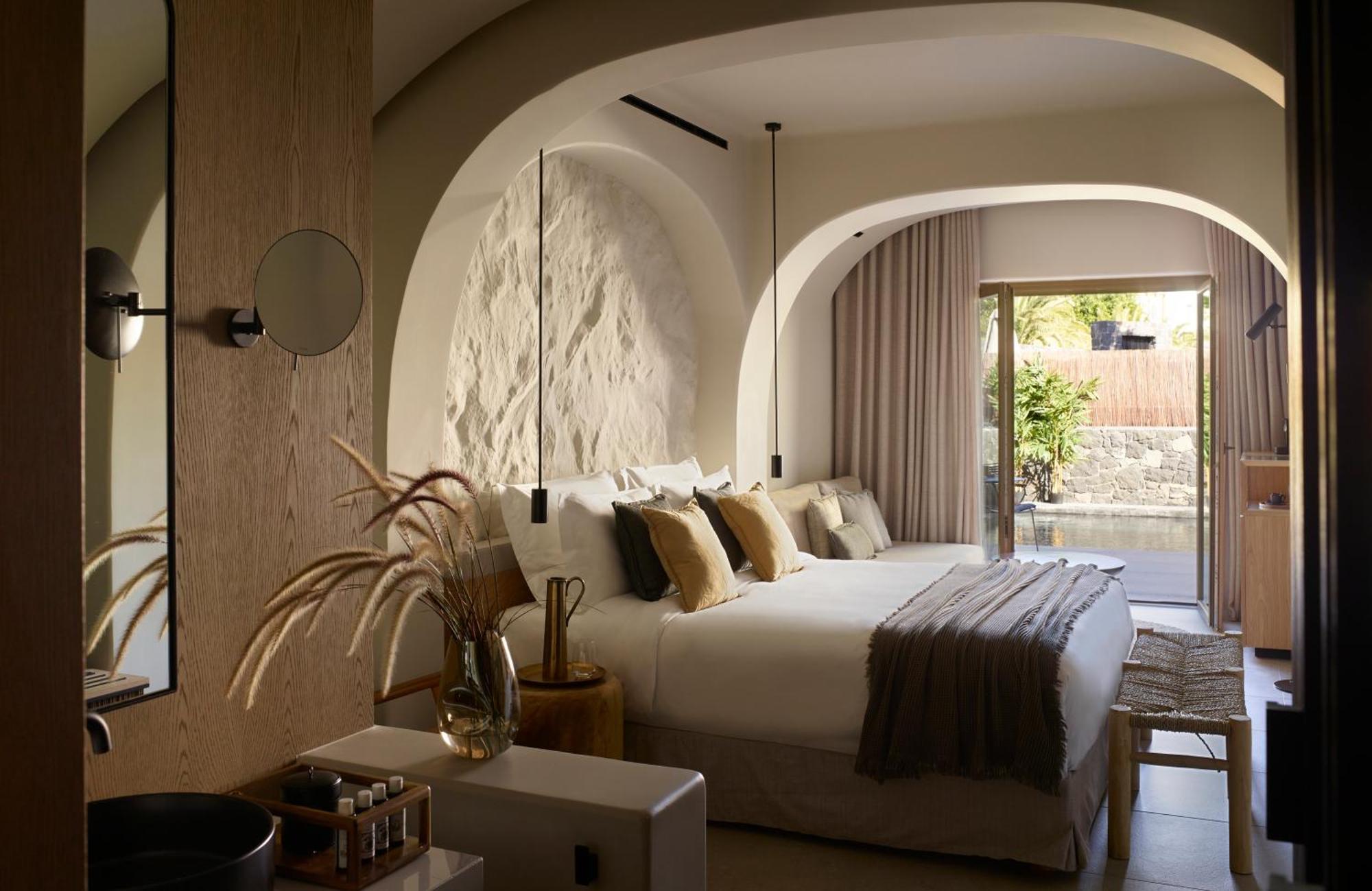 Radisson Blu Zaffron Resort, Santorini (Adults Only) Kamári 객실 사진
