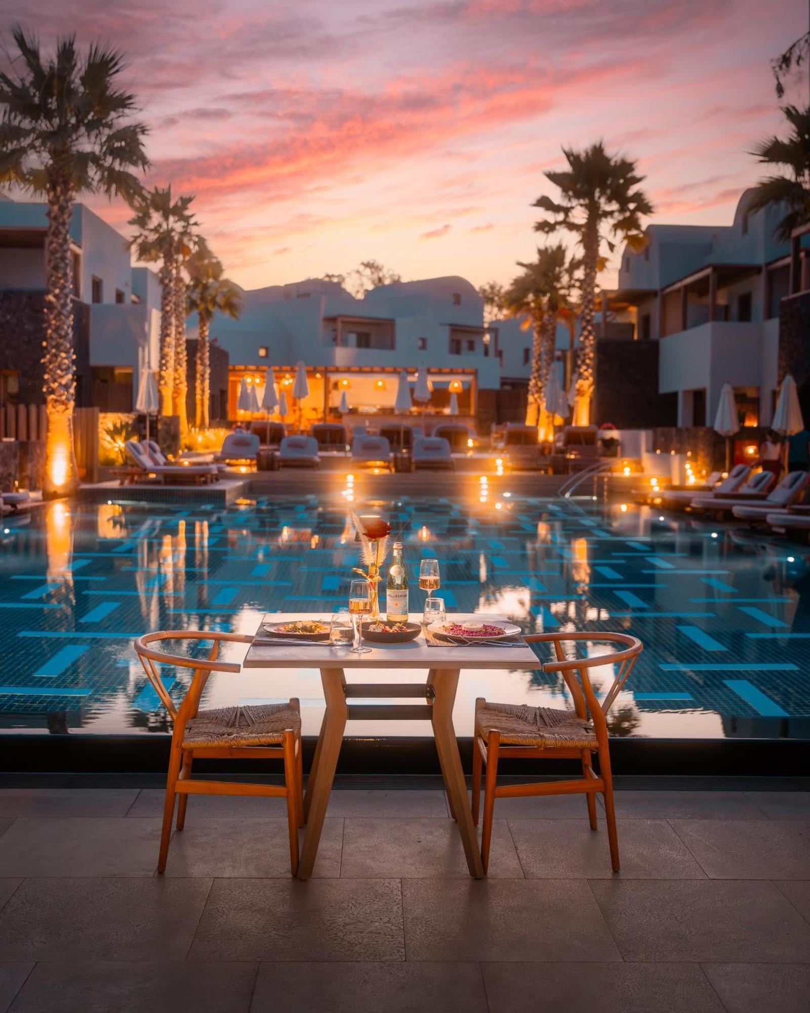 Radisson Blu Zaffron Resort, Santorini (Adults Only) Kamári 외부 사진